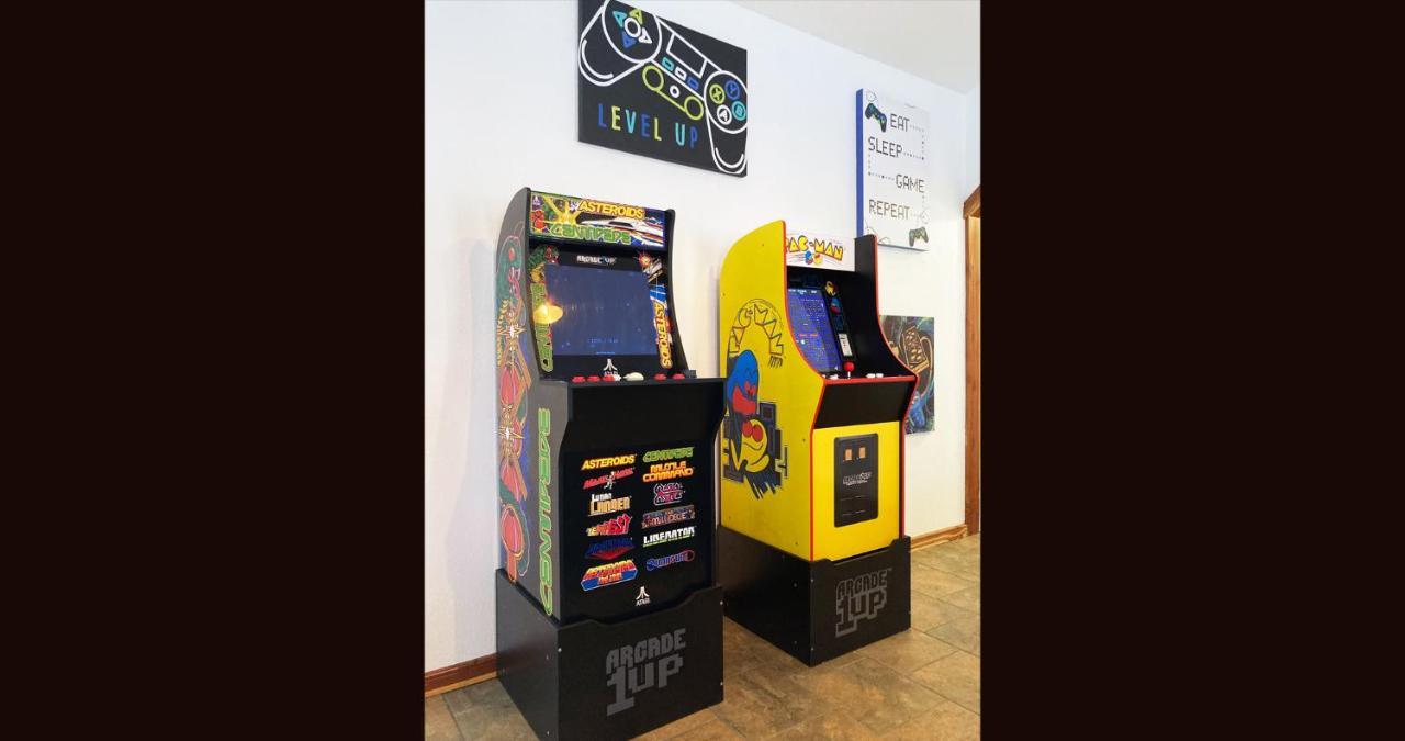 3Bd Cabin Family Fun Arcade Games Fire Pit 5 Min From Lake Fishing Hunting Broken Bow Zewnętrze zdjęcie